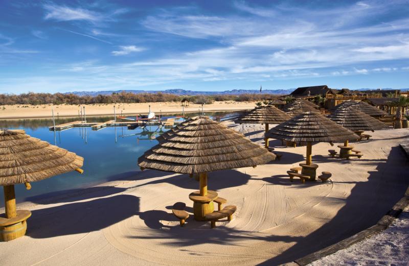 Pirate Cove Resort & Marina Needles Esterno foto