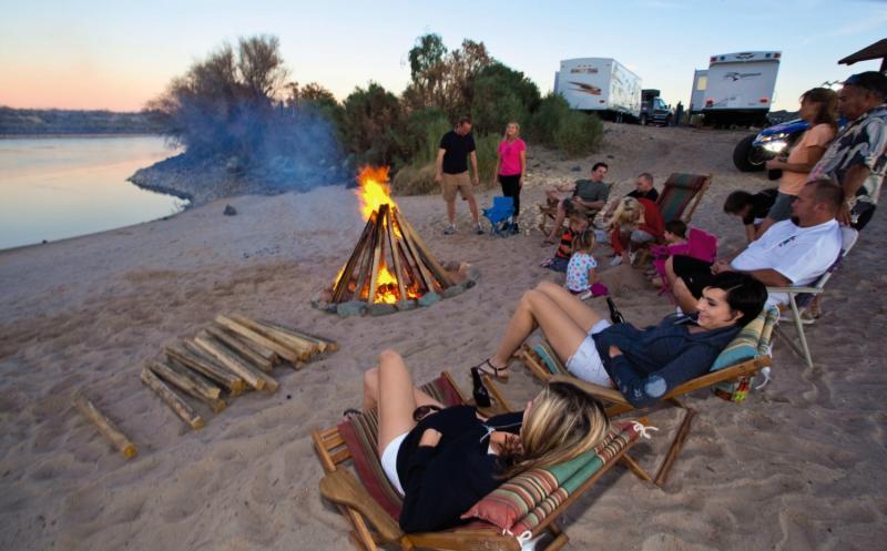 Pirate Cove Resort & Marina Needles Esterno foto