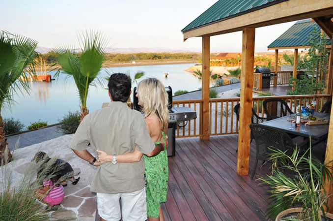 Pirate Cove Resort & Marina Needles Esterno foto